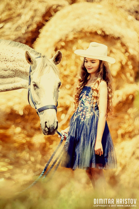 Cute girl with beautiful white horse - 54ka photo blog 