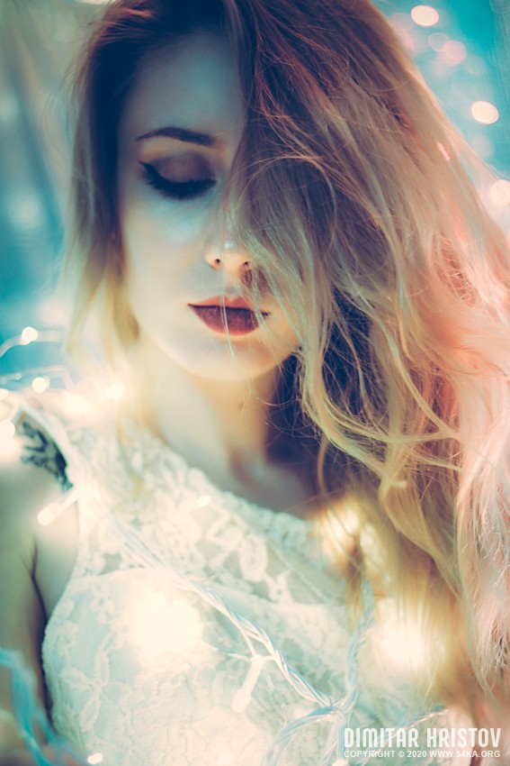 Portrait of a blond beauty with beautiful long hair photography portraits fashion daily dose  Photo