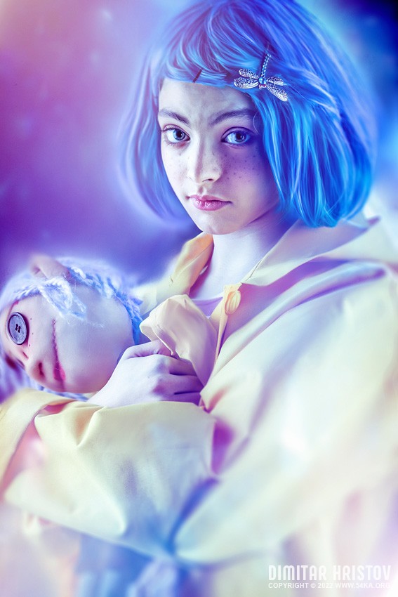 Coraline portrait with doll photography portraits other featured  Photo